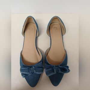 Pointed Denim C Comfort Flats with Bow - Blue